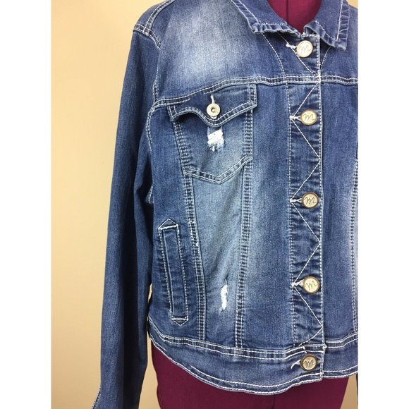 $50 Maurices Women's Blue Denim Distressed Jean Jacket Size 2 - Picture 2 of 10